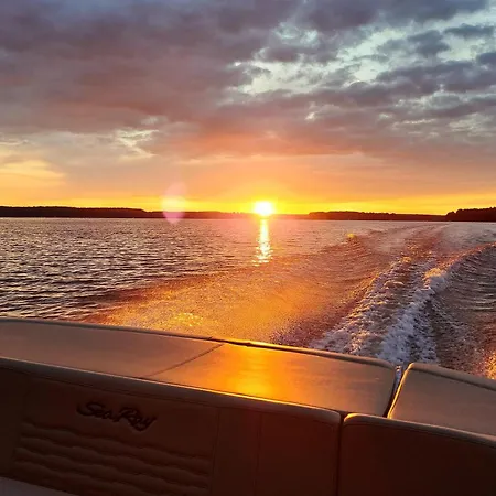 Lake Apart - 50 M2 Luksusu Nad Jeziorem, Parking, Netflix Iława Exteriér fotografie