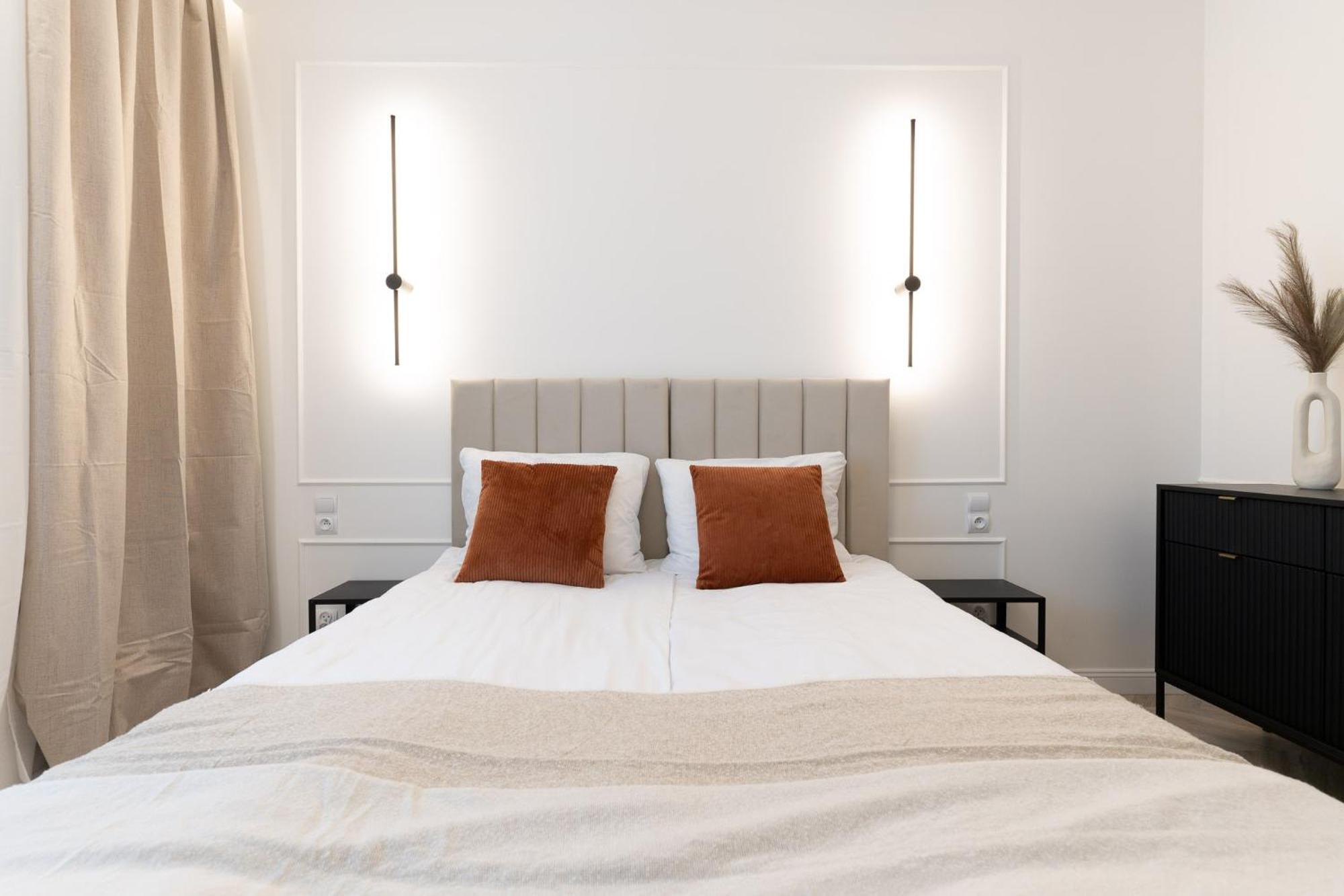 - 50 M2 Luksusu Nad Jeziorem, Parking, Netflix